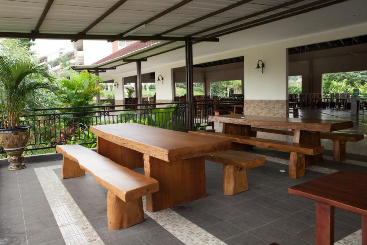 Taman Bukit Palem Resort Bogor Exteriér fotografie