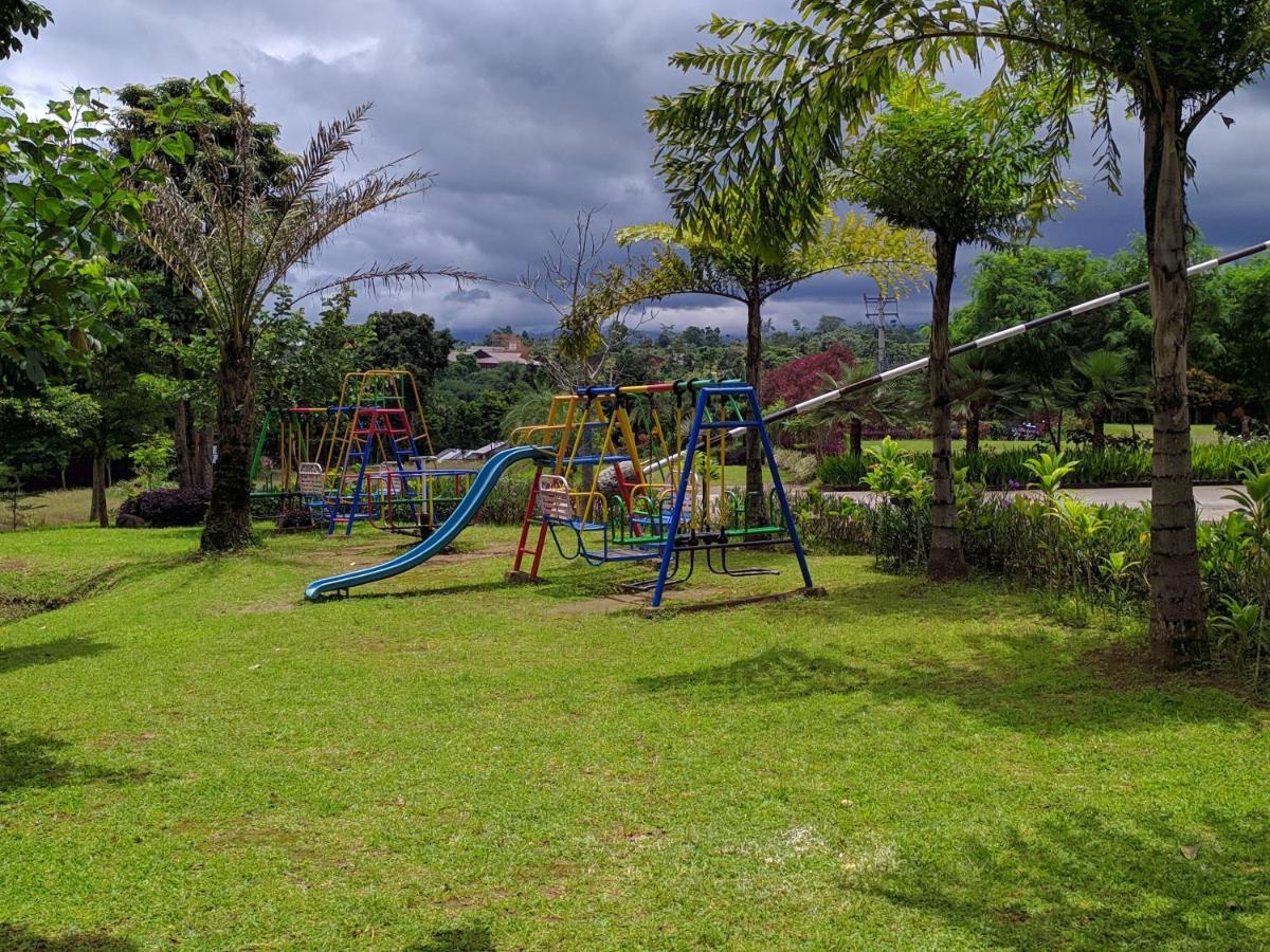 Taman Bukit Palem Resort Bogor Exteriér fotografie